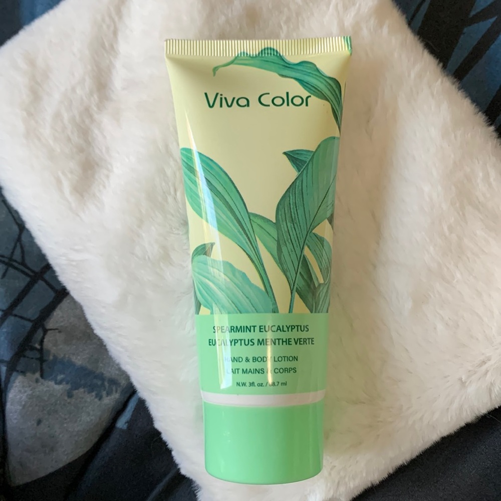*free w/ bundle!* Spearmint Eucalyptus Hand & Body Lotion